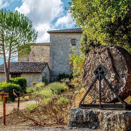 Aparthotel Castello Valenzino Pierantonio Exterior foto