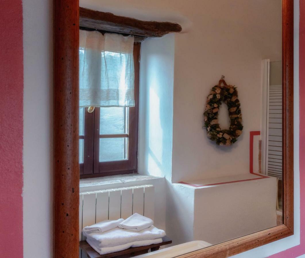 Aparthotel Castello Valenzino Pierantonio Exterior foto