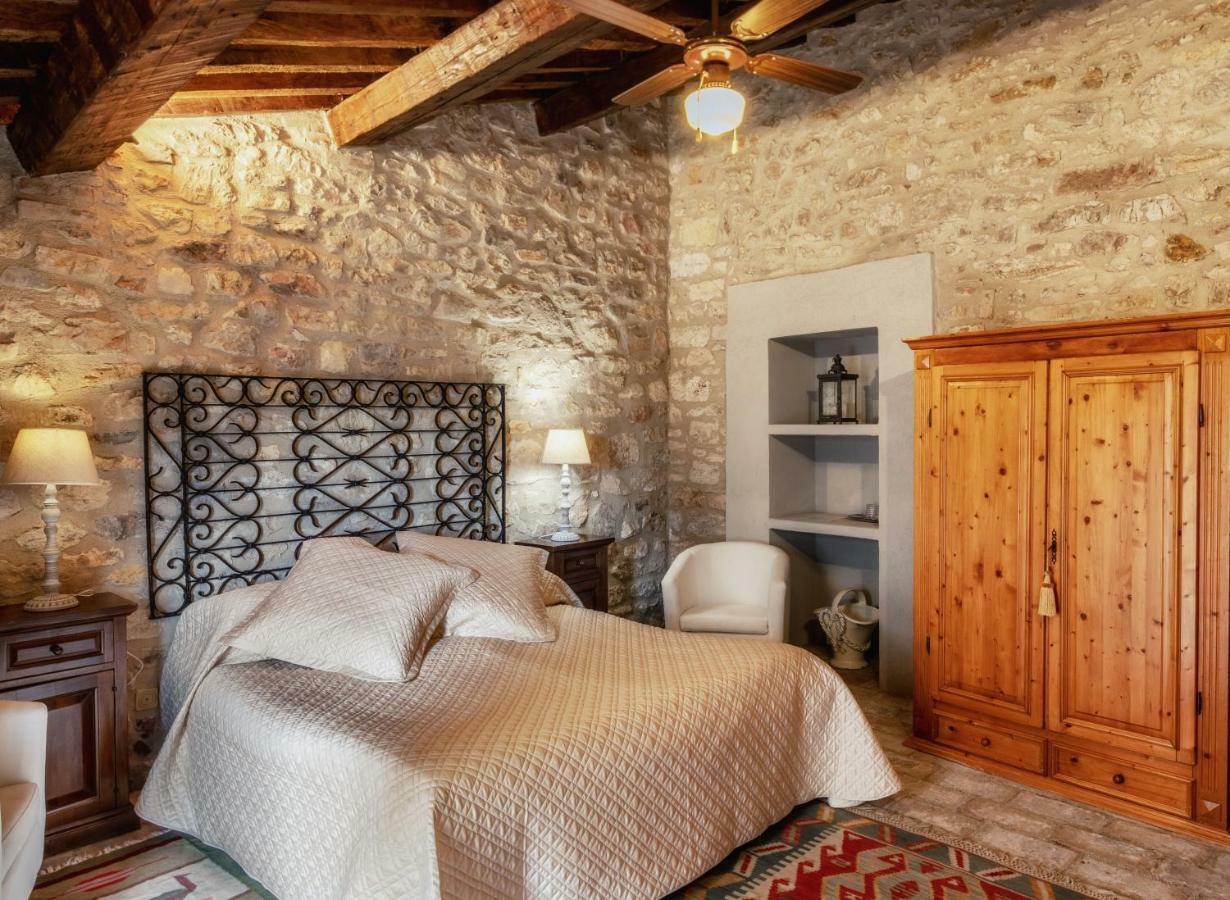 Aparthotel Castello Valenzino Pierantonio Exterior foto